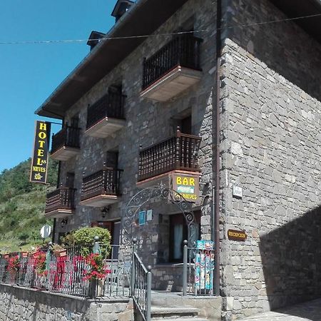 Hotel Las Nieves Linás de Broto 외부 사진