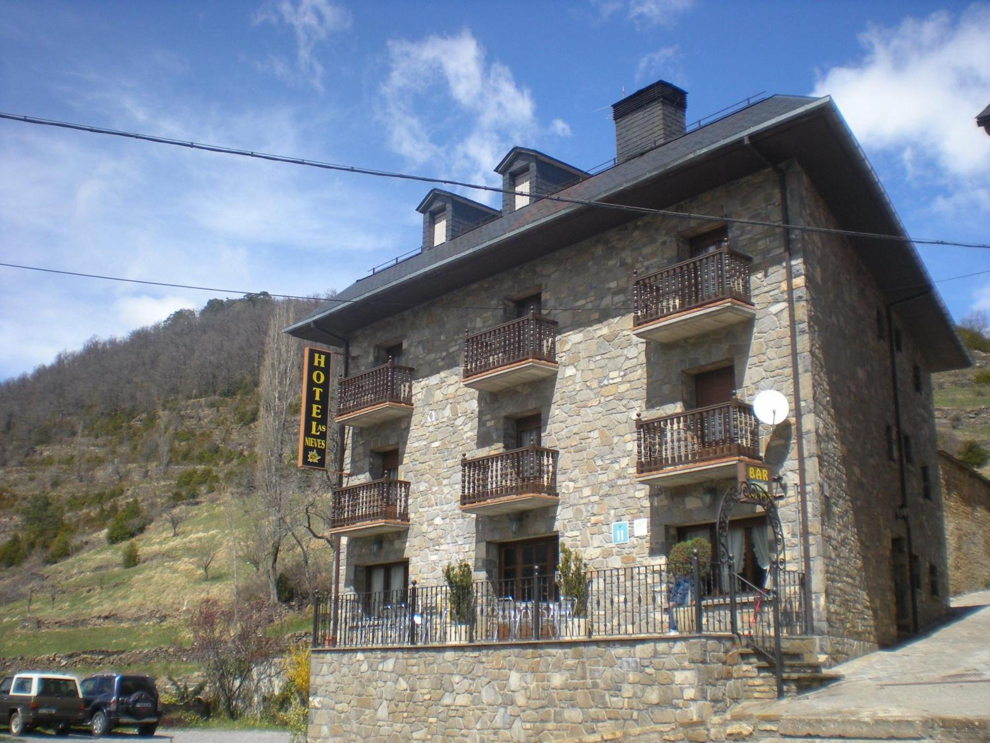 Hotel Las Nieves Linás de Broto 외부 사진