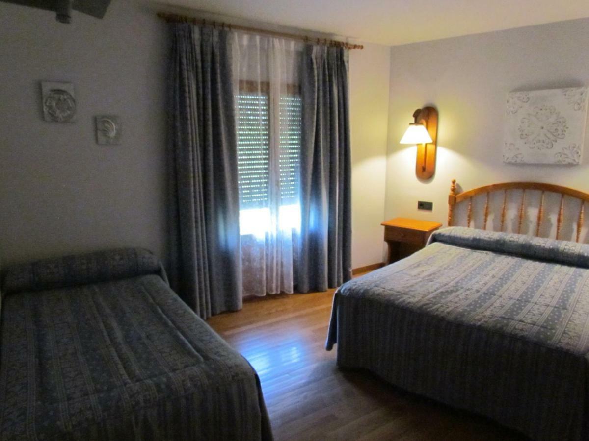 Hotel Las Nieves Linás de Broto 외부 사진