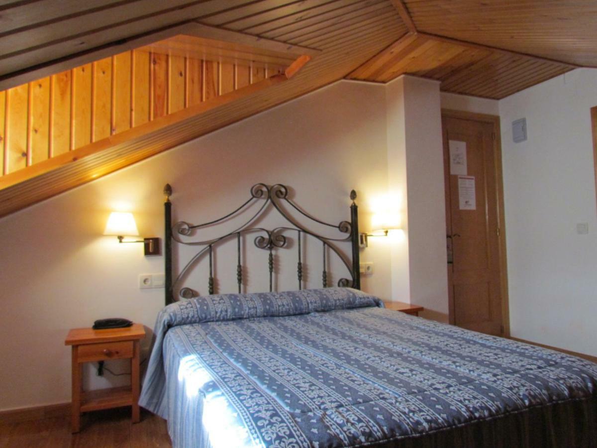 Hotel Las Nieves Linás de Broto 외부 사진