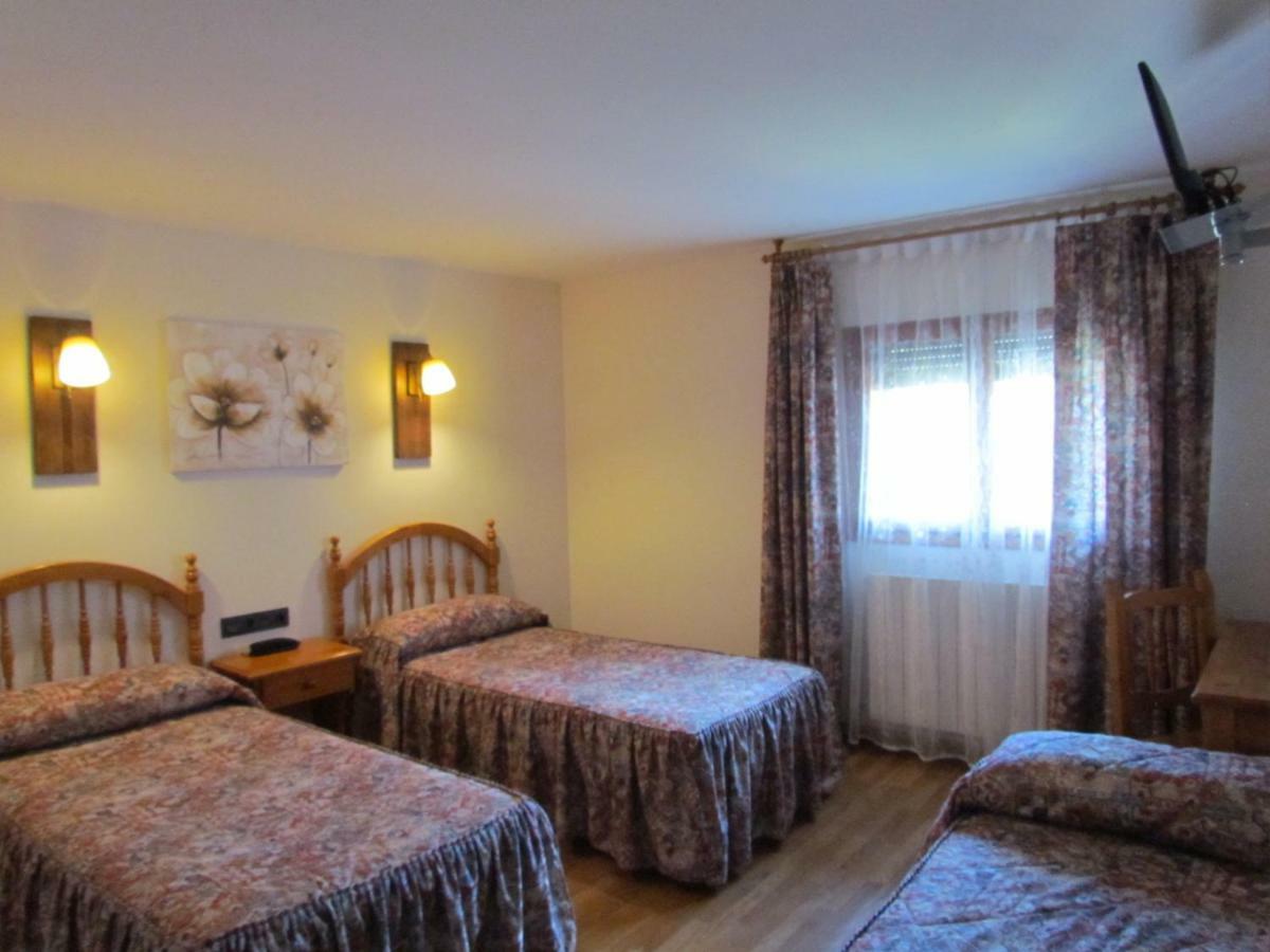 Hotel Las Nieves Linás de Broto 외부 사진