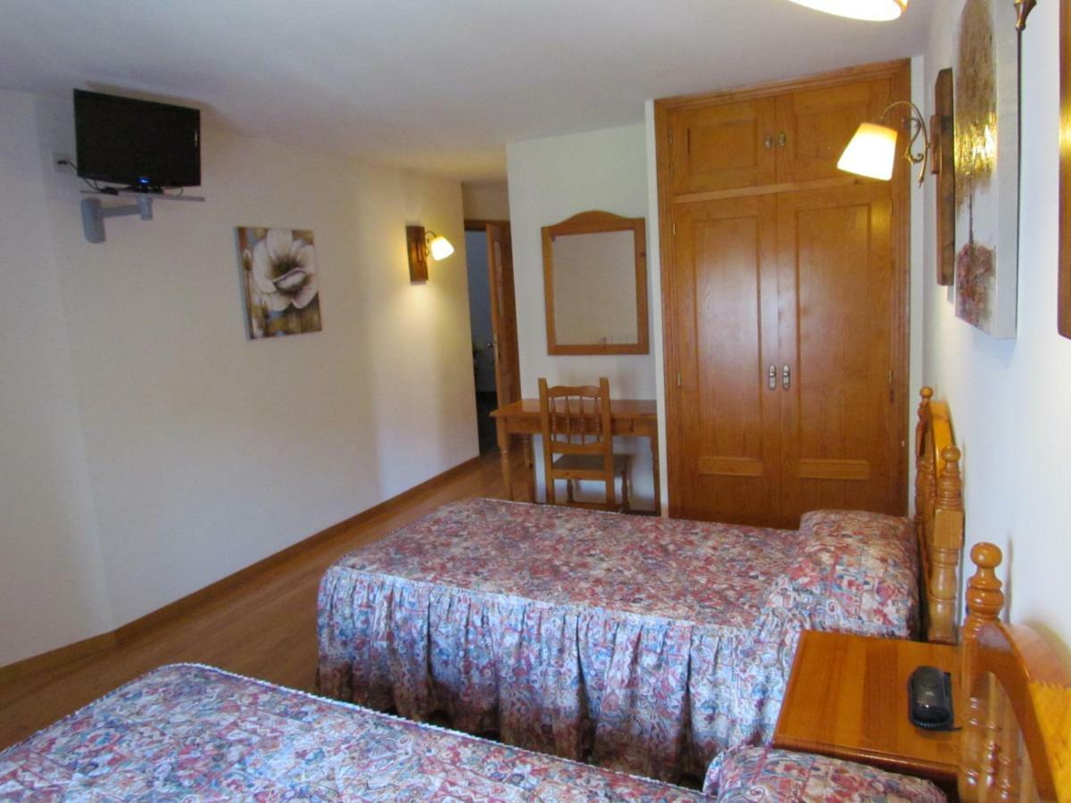 Hotel Las Nieves Linás de Broto 외부 사진